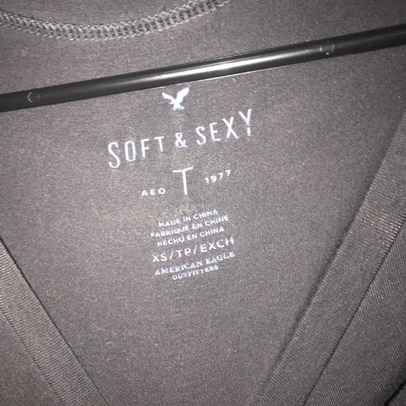 Charcoal Grey American Eagle Soft and sexy T - Picture 2 of 2